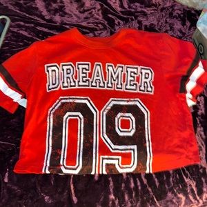 Size xs woman’s crop too